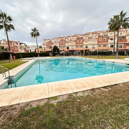 Apartment La Bella Escondida Piscina Campo De Golf Solarium Y Parking En Centro Historico Malaga